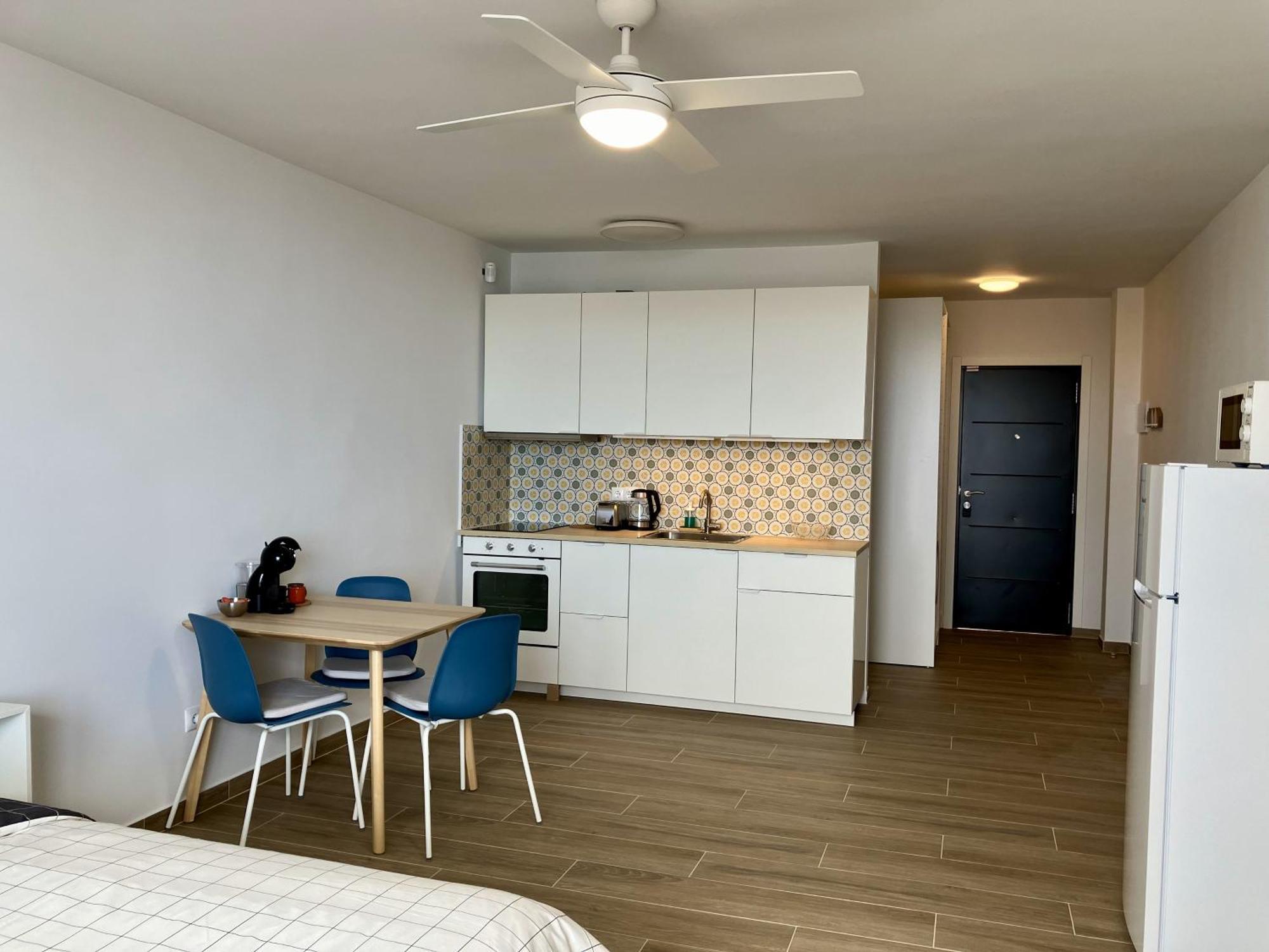Costa Adeje - Modern Apartment With Terrace Views Of Ocean & Sunset Buitenkant foto