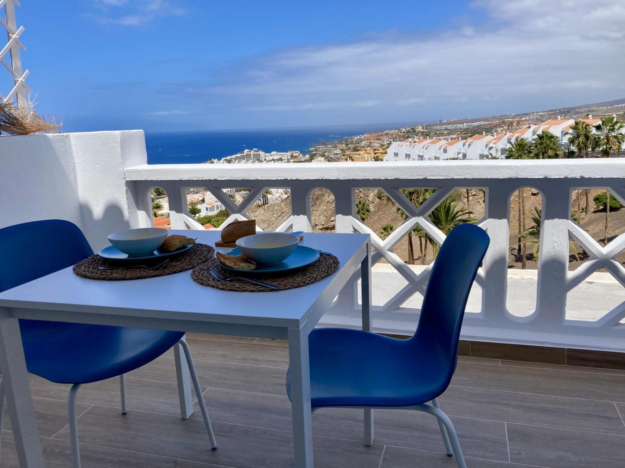 Costa Adeje - Modern Apartment With Terrace Views Of Ocean & Sunset Buitenkant foto