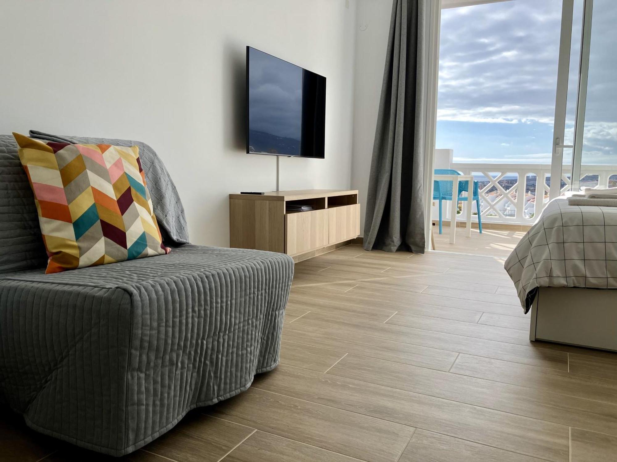 Costa Adeje - Modern Apartment With Terrace Views Of Ocean & Sunset Buitenkant foto